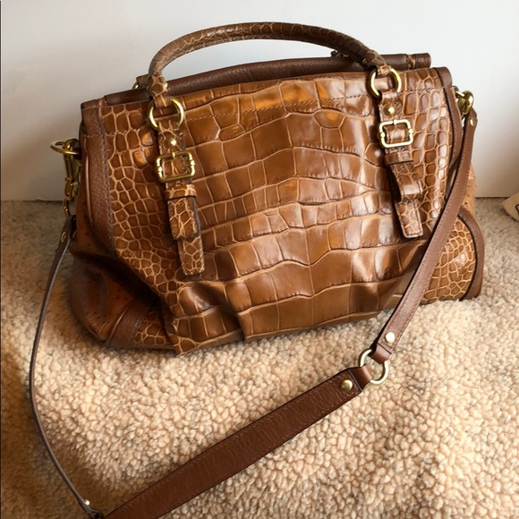 Coach Madison Embossed flap carry all - Picture 4 of 7